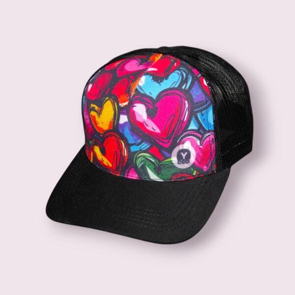 Czapka z daszkiem typu Trucker - 2 - Serca